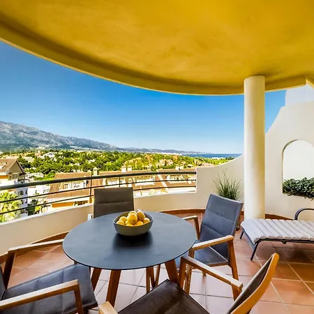 Sea-view 2br - Walk To Puerto Banus - Aloha Golf