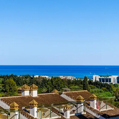 Апартаменти Sea-view 2br - Walk To Puerto Banus - Aloha Golf Марбелья