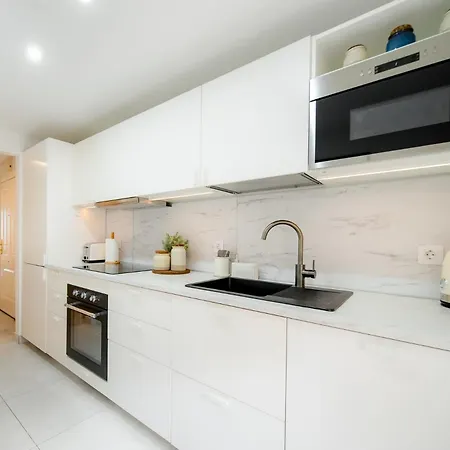 Sea-view 2br - Walk To Puerto Banus - Aloha Golf Апартаменти *