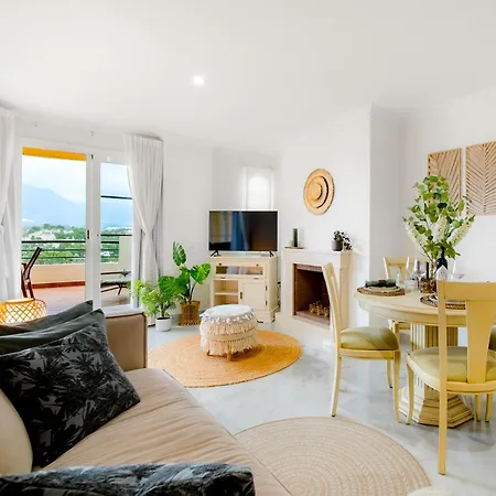Апартаменти Sea-view 2br - Walk To Puerto Banus - Aloha Golf