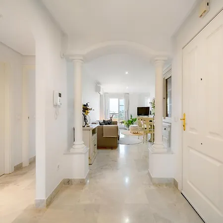 Апартаменти Sea-view 2br - Walk To Puerto Banus - Aloha Golf *