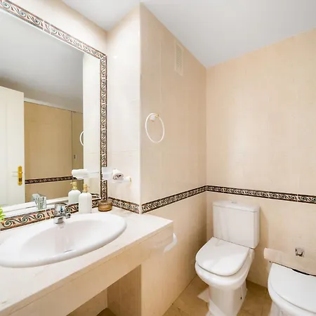 Sea-view 2br - Walk To Puerto Banus - Aloha Golf Апартаменти *